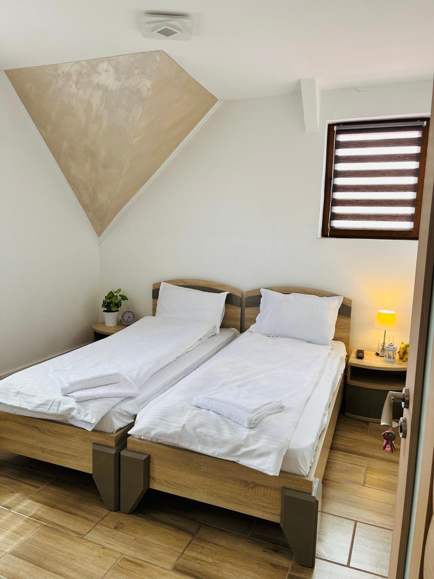 Random House Hotel บราชอฟ ภายนอก รูปภาพ
